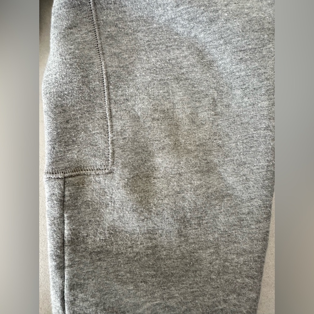 BURBERRY GRAY JOGGER SWEATPANTS SIZE 8Y - Picture 3 of 5